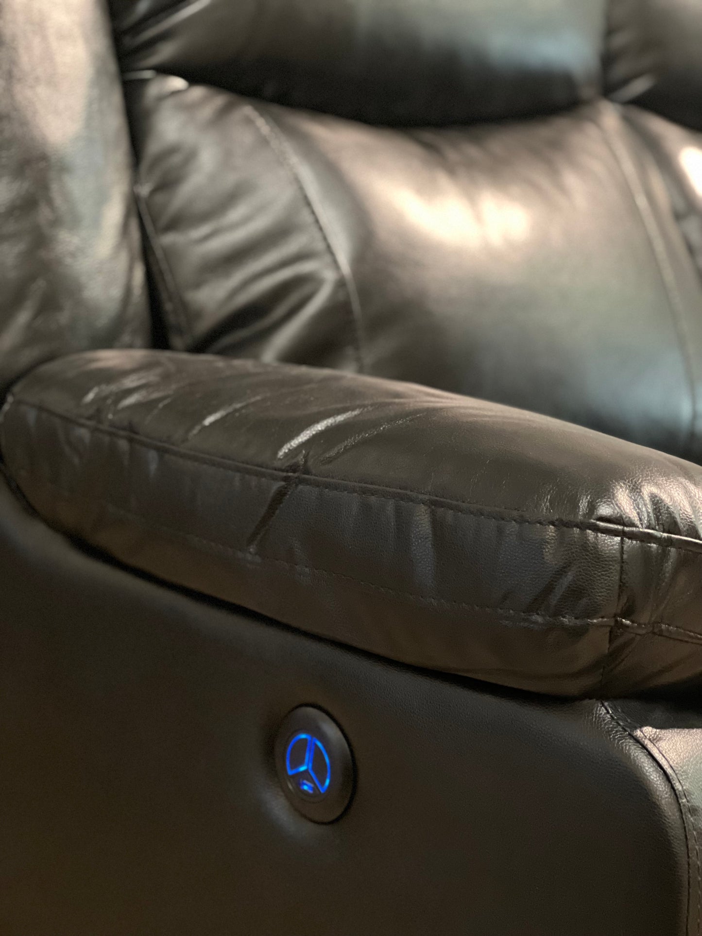 Cinema Recliner 1 Seater in Black Air Leather